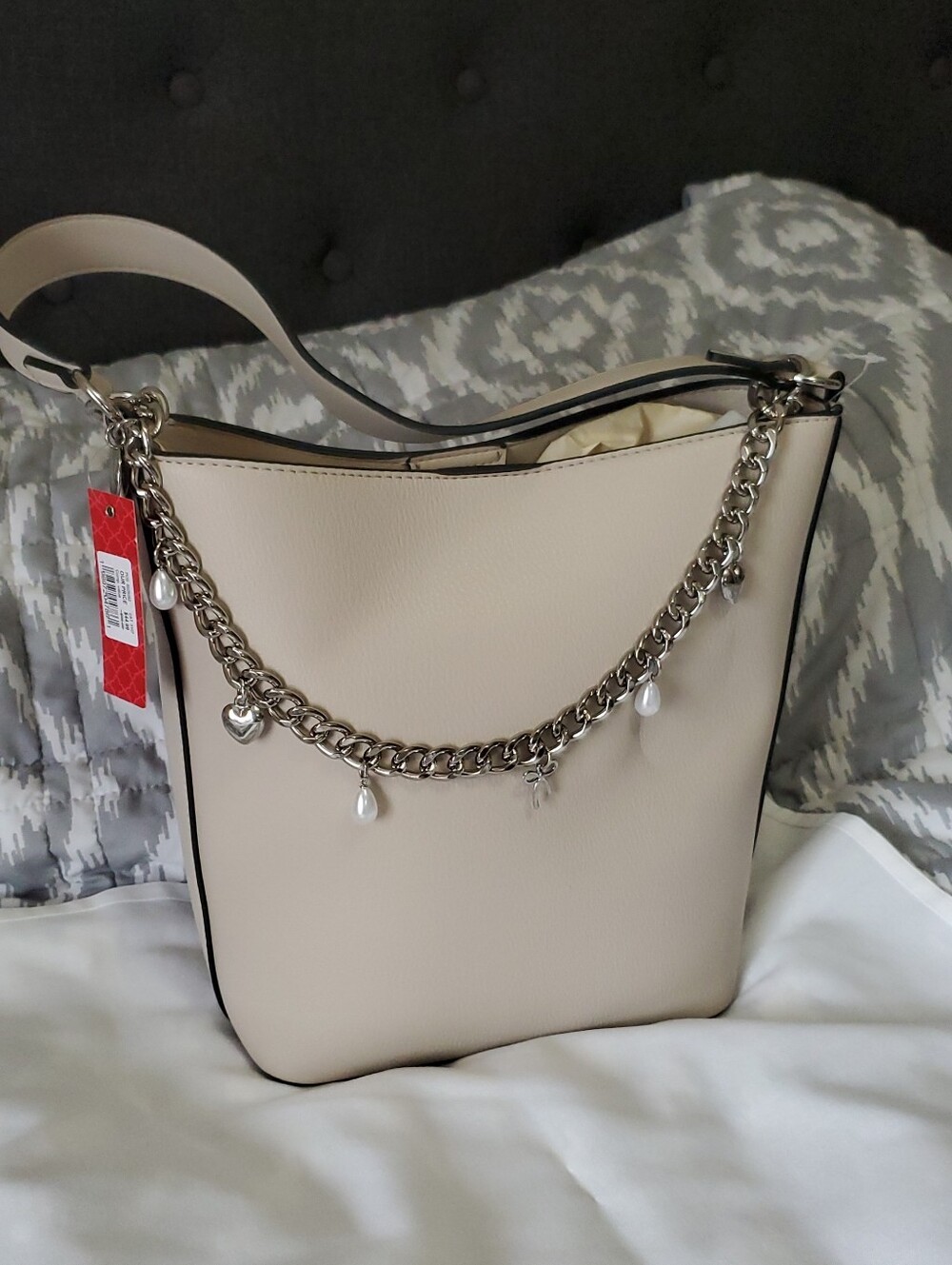 Kelly & Katie Cream Shoulder Hobo with Silver Chain and Pearl Charms